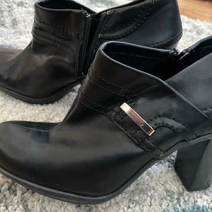 NWOT Liz Claiborne Fashion Shoes